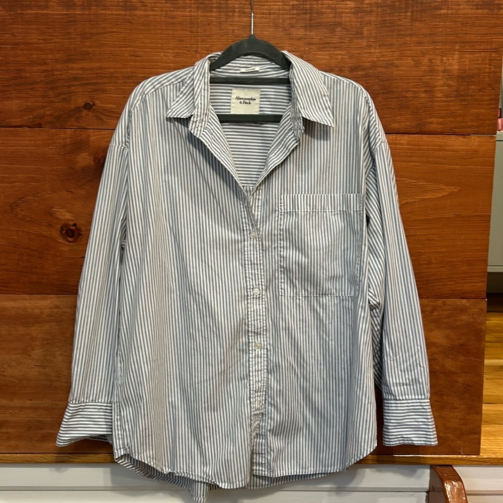 Abercrombie & Fitch oversized poplin shirt